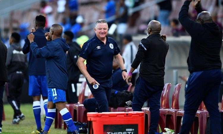 SuperSport defeat Stellenbosch to go top